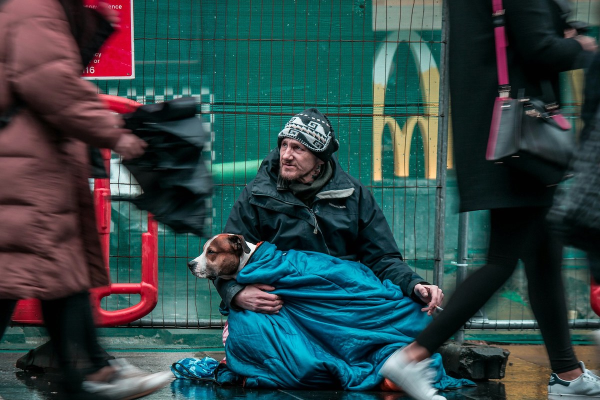 Großbritannien ermöglicht Bankkonten für Wohnungslose Großbritannien ermöglicht Bankkonten für Wohnungslose