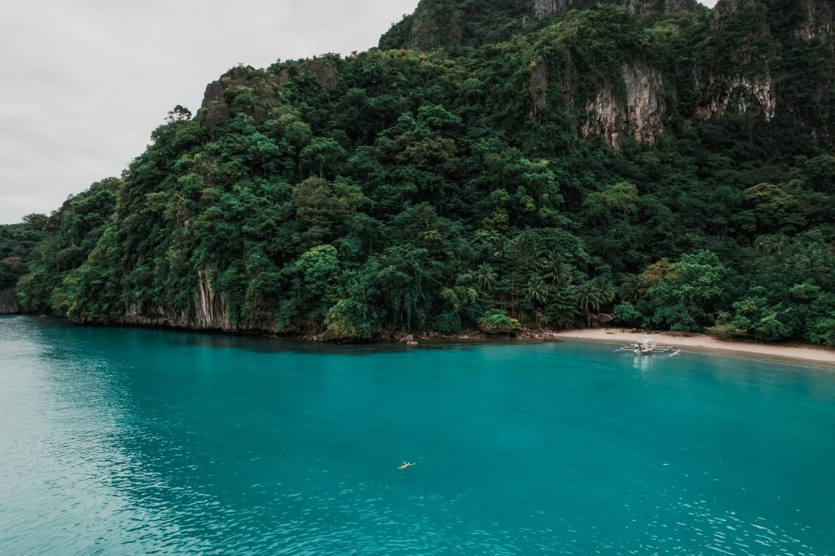French Polynesia protects 30% of its waters, HPV jab sees “near zero risk” of cervical cancer, drug diversion schemes